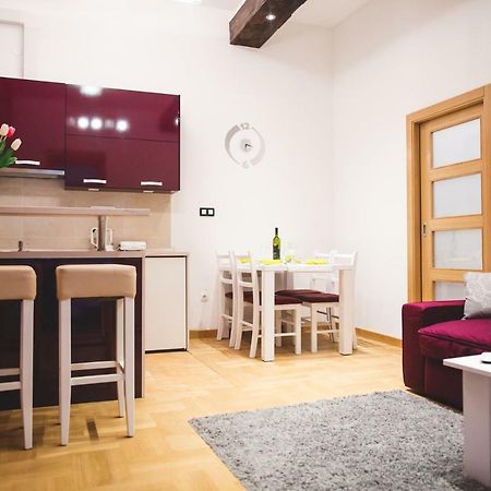 Clyra Apartment City Centar Zagreb Bagian luar foto