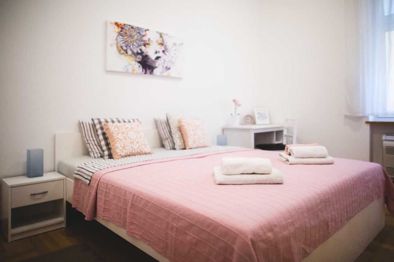 Clyra Apartment City Centar Zagreb Bagian luar foto