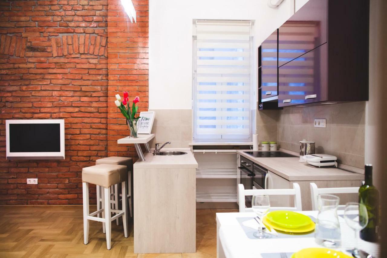 Clyra Apartment City Centar Zagreb Bagian luar foto
